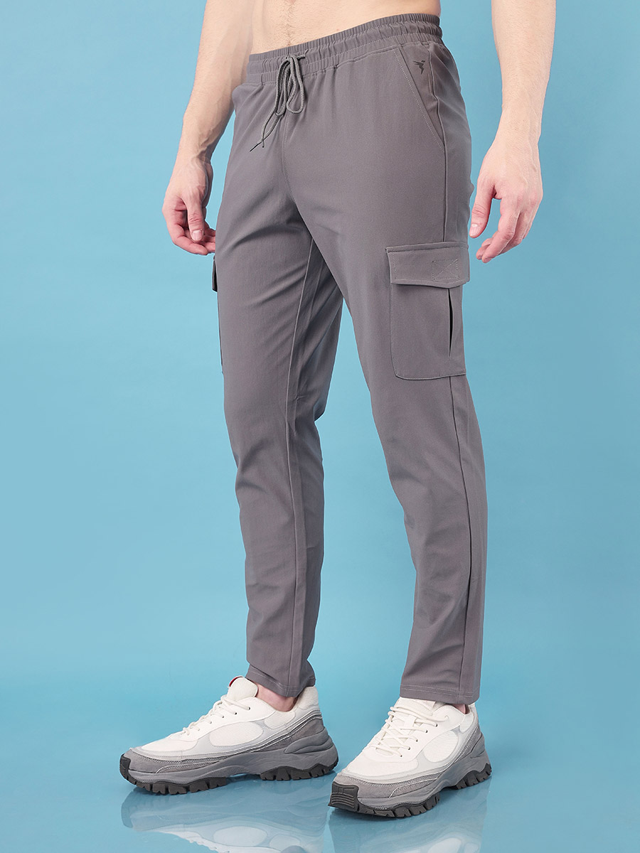 Buy Skinny Fit Cargo trousers online in Kuwait