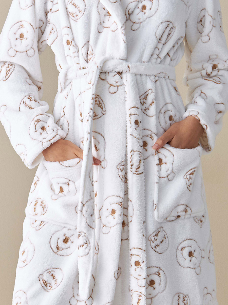 Buy Winnie The Pooh Detail Hooded Fleece Robe Cream For Women Styli Saudi