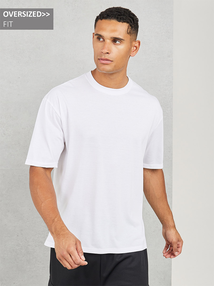 [WOOALONG]★Signature slit point T-shirt Signature slit point T-shirt - BLACK - 우알롱(WOOALONG)