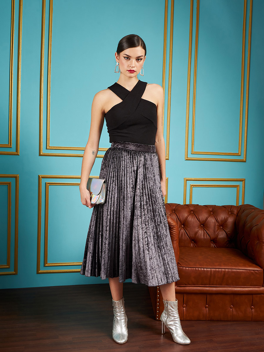 ★CERRIC★STRIPE HALTER NECK SLEEVELESS★1929★Ivory★韓国★ ☆CERRIC☆STRIPE HALTER NECK SLEEVELESS☆1929☆Ivory☆韓国☆