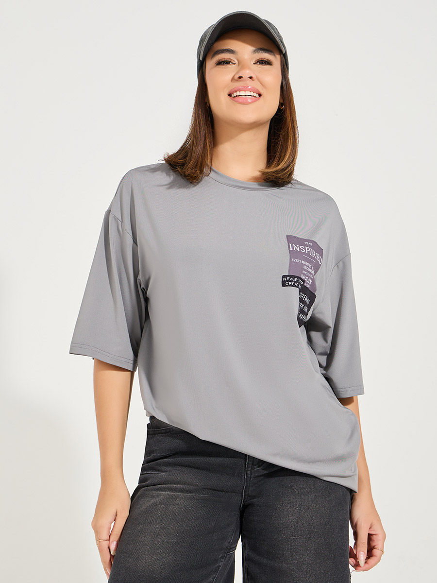 送料・関税込 ●ILLIGO●25SS DOT PATCH OVERSIZED FIT T-SHIRT Hey Chicago Oversized Tee – Alice & Wonder